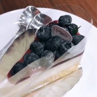 Mika Pâtisserie Emquartier ชั้น 4 ข้างโรงหนัง