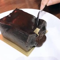 Mika Pâtisserie Emquartier ชั้น 4 ข้างโรงหนัง