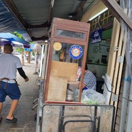 บรรยากาศ เจ๊ง้อ ก๋วยเตี๋ยวเนื้อ ไม่มีสาขา