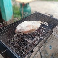 เมนูของร้าน ร้านขนมจีนไก่ทอด เมี่ยงปลาเผา หน้าแขวงการทางตรัง
