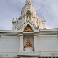 พระบรมธาตุเจดีย์กาญจนาภิเษก