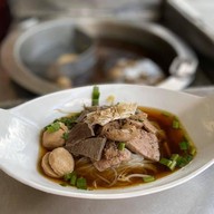 ฟาอิซเตี๋ยวเรือ
