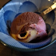 เมนูของร้าน yuzuki izakaya & sushi bar อุดมสุข