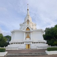 พระบรมธาตุเจดีย์กาญจนาภิเษก