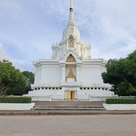 พระบรมธาตุเจดีย์กาญจนาภิเษก