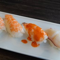 เมนูของร้าน yuzuki izakaya & sushi bar อุดมสุข