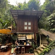 Claai Cafe'& Eatery คลายคาเฟ่ แอนด์ อีทเทอรี่