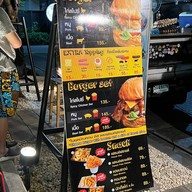 Bros Burger & Steak ฟู้ดทรัค