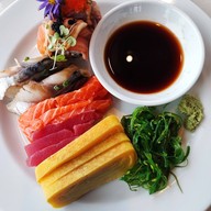 Riverside Terrace Anantara Bangkok Riverside