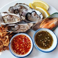 Riverside Terrace Anantara Bangkok Riverside