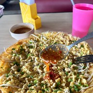 เมนูของร้าน ขนมเบื้องญวนคลองถม (ย้ายมาหมู่บ้านฟากนา คุ้มซำหลวง)