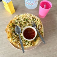 เมนูของร้าน ขนมเบื้องญวนคลองถม (ย้ายมาหมู่บ้านฟากนา คุ้มซำหลวง)
