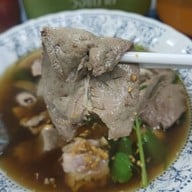เมนูของร้าน เกาเหลาเนื้อวัวไร้เทียมทานราชวัตร