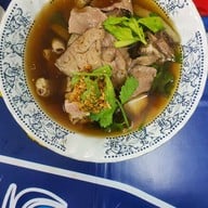 เมนูของร้าน เกาเหลาเนื้อวัวไร้เทียมทานราชวัตร