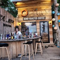 La Mer Wine Bar On The Beach