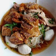 นายตั้มเกาเหลาสูตรโบราณ  (หมูตุ๋น&เนื้อตุ๋น) ต้นตำรับบ้านบึง