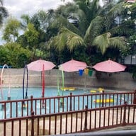 เฮือนนพเก้ารีสอร์ท