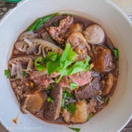 นายตั้มเกาเหลาสูตรโบราณ  (หมูตุ๋น&เนื้อตุ๋น) ต้นตำรับบ้านบึง