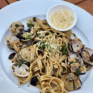 Sand Box Restaurant and Bar