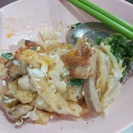 ก๋วยเตี๋ยวคั่วไก่ สวนมะลิ (เจ๊เค็ง เจ๊งิ้ม) ถ.เฉลิมเขต 4