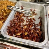 เมนูของร้าน ข้าวเหนียวหมูเอลวิส ตลาดล่าง ท่ารถเมล์ขาว