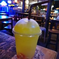 ฟรี-ไทม์ คลับ บางแสน