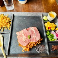 เมนูของร้าน KHAO-SŌ-i ริมน้ำปิง
