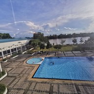 โรงแรมซันธารา