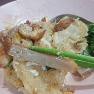 ก๋วยเตี๋ยวคั่วไก่ สวนมะลิ (เจ๊เค็ง เจ๊งิ้ม) ถ.เฉลิมเขต 4