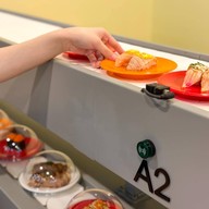 Minato มินาโตะ ซูชิสายพาน กาดหน้ามอ