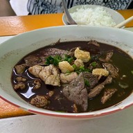 เศรษฐีเรือทอง