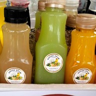 อรพรรณ ขนมจีบ ซาลาเปา (ปั้ม ปตท. บรมฯ 30)