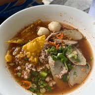 ก๋วยเตี๋ยวปากหม้อ @ บ้านไร่