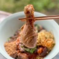 ร้านก๋วยเตี๋ยวไก่ป้าวิน