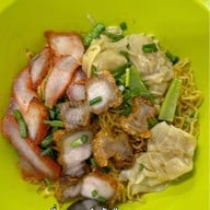 จังโก้บะหมี่เกี๊ยวคอนแวนต์