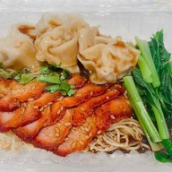 ร้านฮ่องเต้เป็ดย่างไฮโซ By ตั้มการกิน ตลาดนัดปาร์คอิน