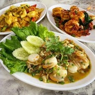แม่กลองหัวปลาหม้อไฟ คลองขวาง