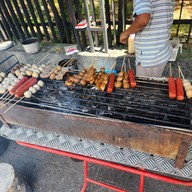 เมนูของร้าน ลูกชิ้นปิ้ง มุมสวน