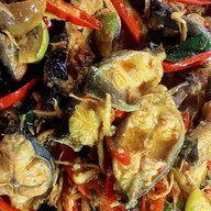 แกงใต้&ผัดเตี๋ยว&ข้าวกล่อง by น้องนุ่น