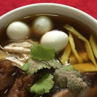 กระเพาะปลาเยวราชทำสด+กระเพราพริกแห้ง แพรกษา