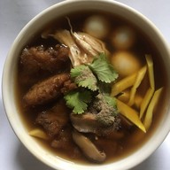 กระเพาะปลาเยวราชทำสด+กระเพราพริกแห้ง แพรกษา