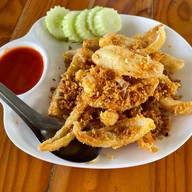 เจ๊ลักษณ์ ข้าวต้มปลา