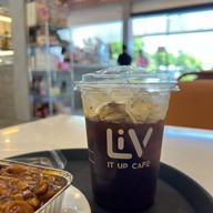 เมนูของร้าน Luv In A Cup Cafe