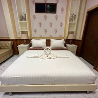 โรงแรมบ้านแมลงปอ