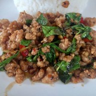 ครัวหน้าบ้านจานกะเพรา