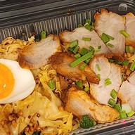 บะหมี่ Home Cook By เจ๊นก ประตูน้ำ