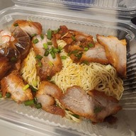 บะหมี่ Home Cook By เจ๊นก ประตูน้ำ