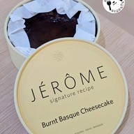 เมนูของร้าน Jérôme Cheesecake ทองหล่อ