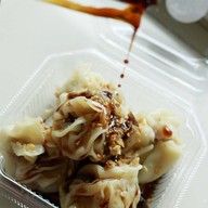 ชาบูเสียบไม้ ยำแซ่บ สุกี้