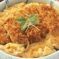 ก๋วยเตี๋ยวไก่ตุ๋นมะระ หมู่บ้านกัสโต้